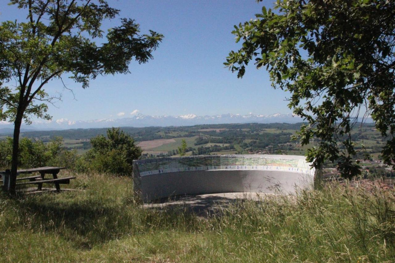 Ferme Aquinaut - Le Paradis Montesquieu-Volvestre Exterior foto
